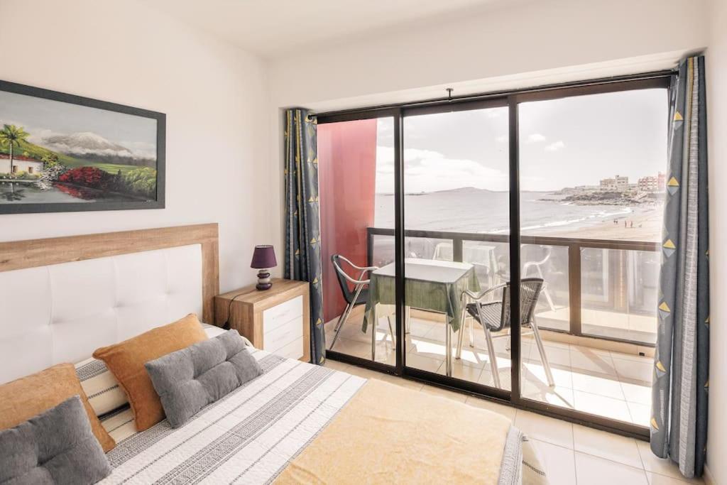 Frente Al Mar Playa De Melenara Apartment ภายนอก รูปภาพ