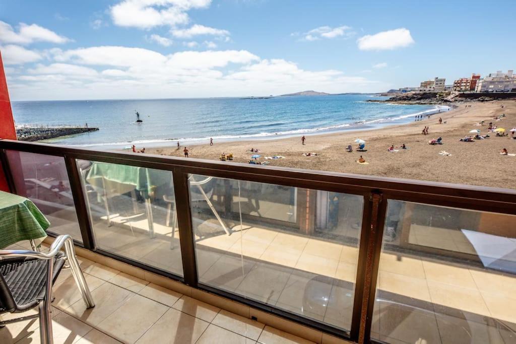 Frente Al Mar Playa De Melenara Apartment ภายนอก รูปภาพ